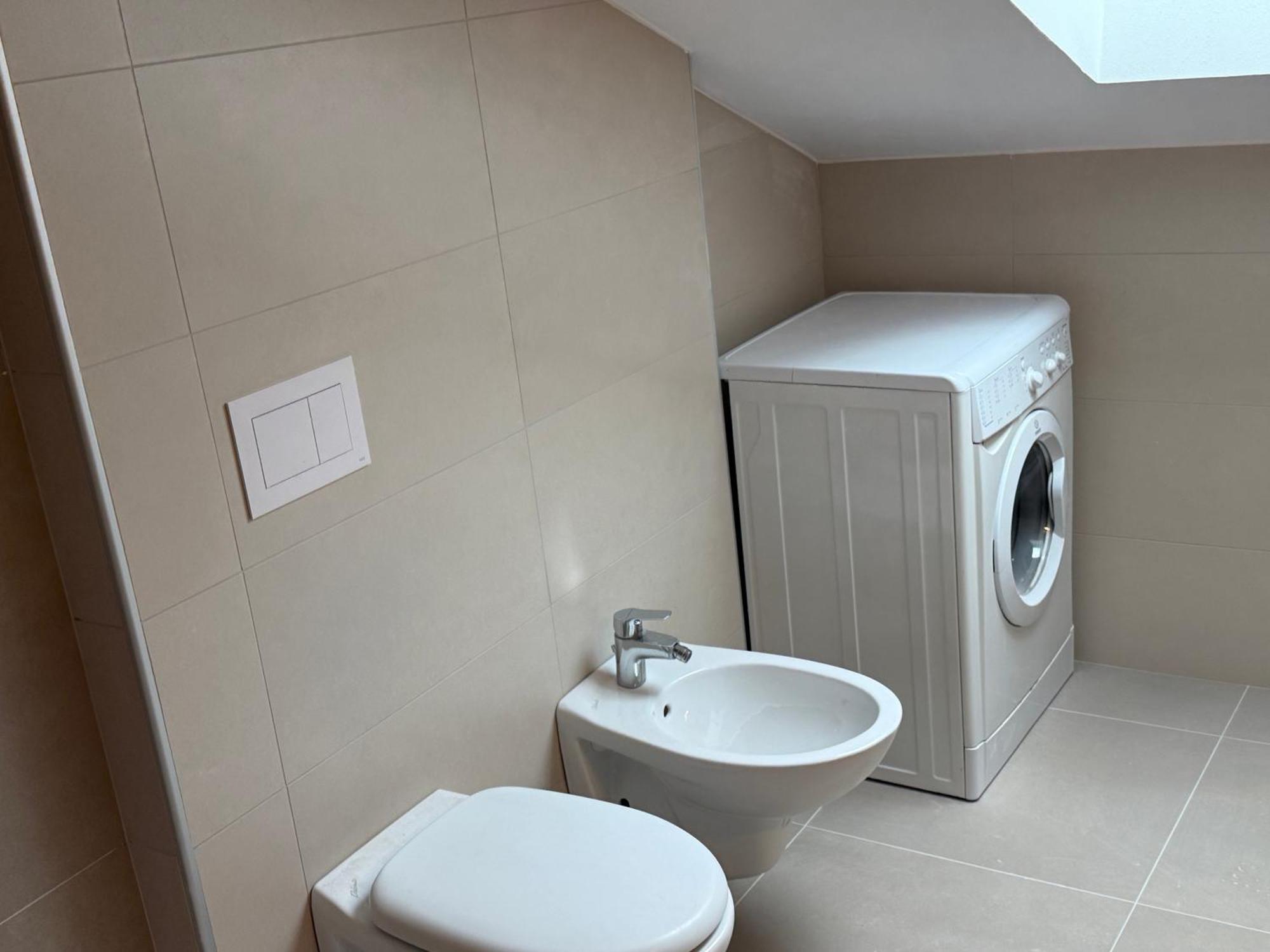 Casa Filippo Large 3 Room Apartment, Close To The Beach, Free Wifi Internet Riva del Garda Bagian luar foto