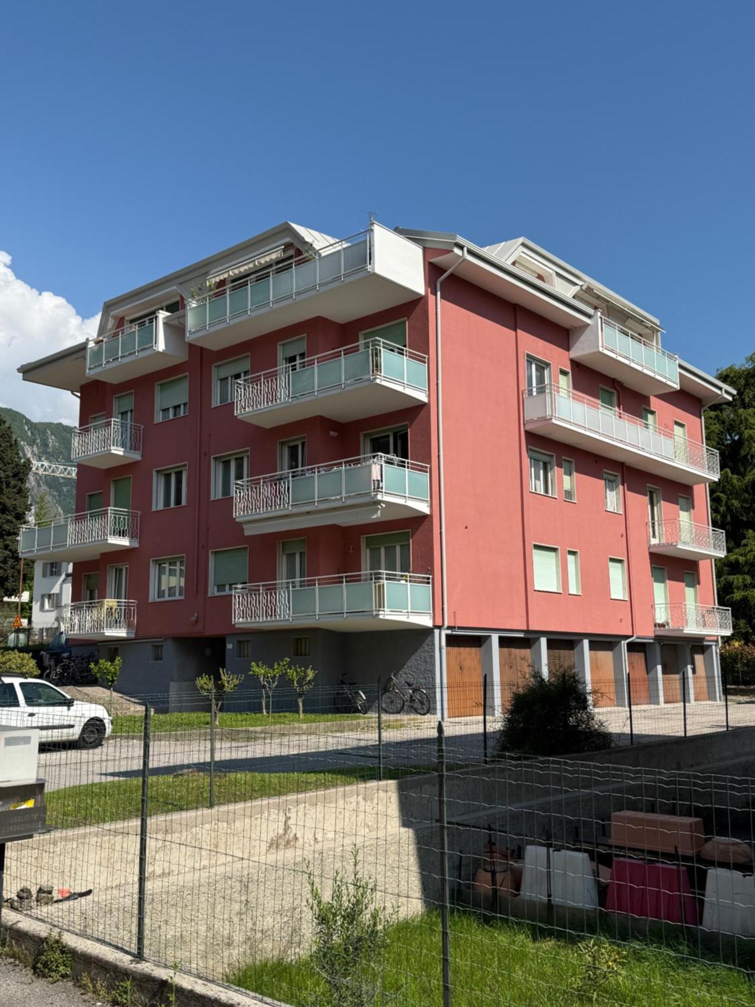 Casa Filippo Large 3 Room Apartment, Close To The Beach, Free Wifi Internet Riva del Garda Bagian luar foto